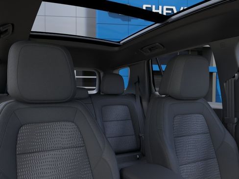 New 2026 Chevrolet Equinox LT w/ LPO, Floor Liner Package AWD/4WD image 57