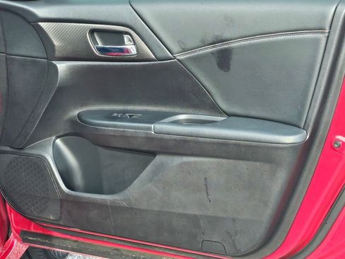 Used 2016 Honda Accord Sport image 37
