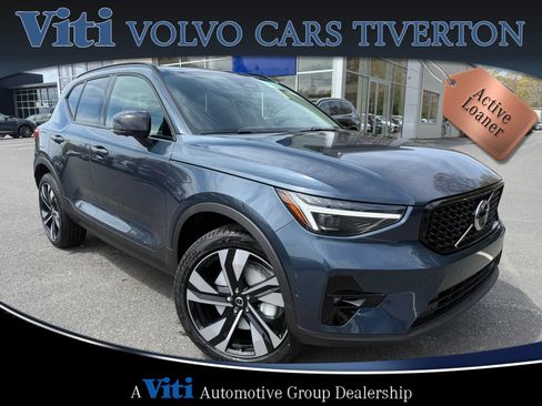 Used 2026 Volvo XC40 B5 Plus w/ Protection Package Premier AWD/4WD image 1