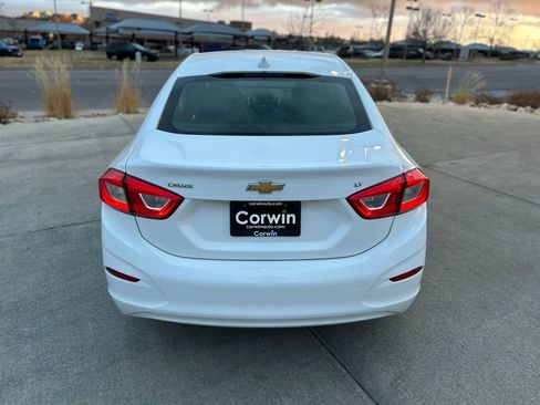 Used 2018 Chevrolet Cruze LT image 6