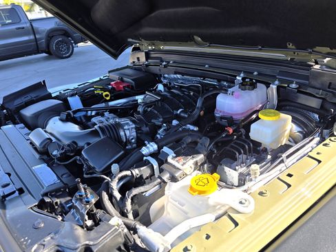 New 2026 Jeep Wrangler Unlimited Rubicon w/ Safety Group image 19