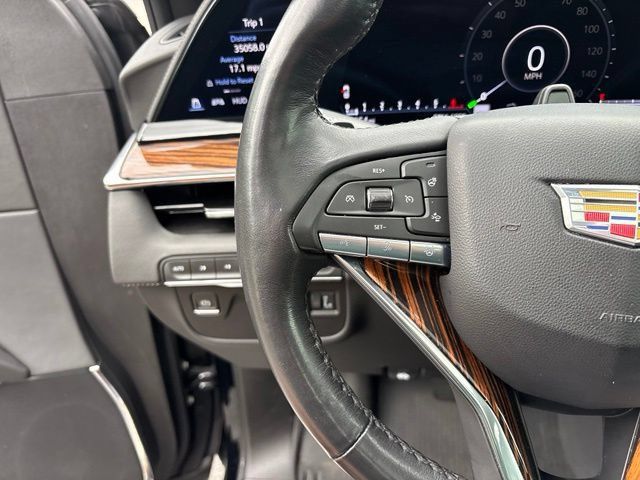 Used 2023 Cadillac Escalade ESV Premium Luxury w/ LPO, Floor Liner Package AWD/4WD image 37