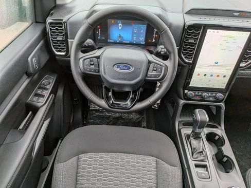 New 2025 Ford Ranger XLT w/ Equipment Group 301A High image 17