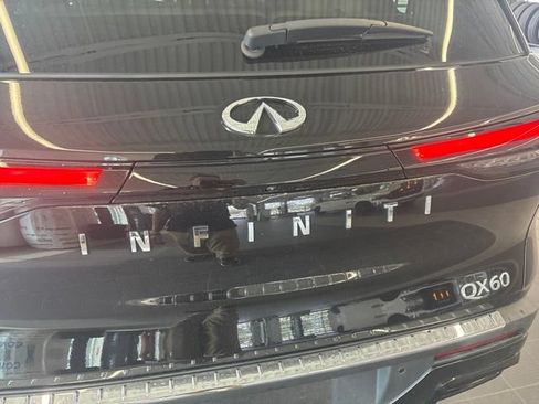 Used 2023 INFINITI QX60 Luxe w/ Cargo Package AWD/4WD image 24