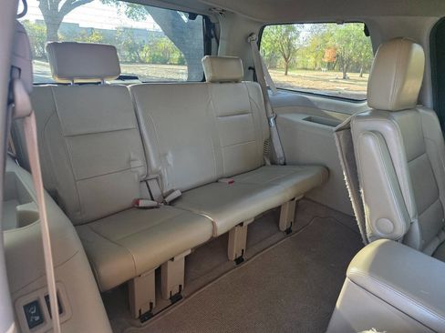 Used 2012 Nissan Armada Platinum image 25