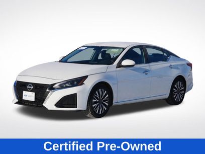 Used 2023 Nissan Altima 2.5 SV