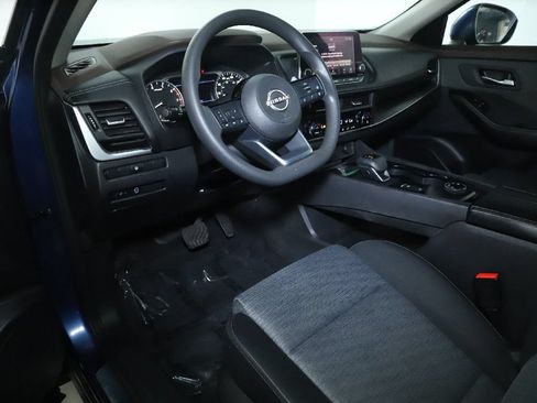 Certified 2023 Nissan Rogue SV AWD/4WD image 17
