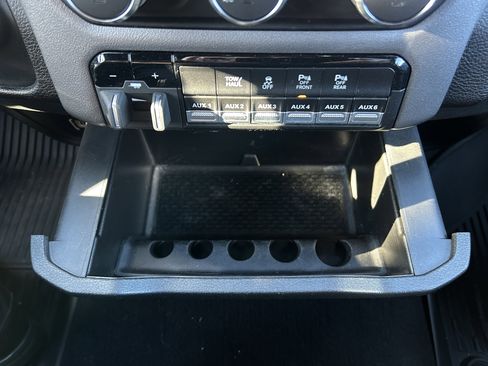 Used 2022 RAM 2500 Big Horn w/ Level C Equiment Group image 35