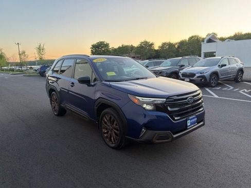 Used 2025 Subaru Forester Sport AWD/4WD image 5