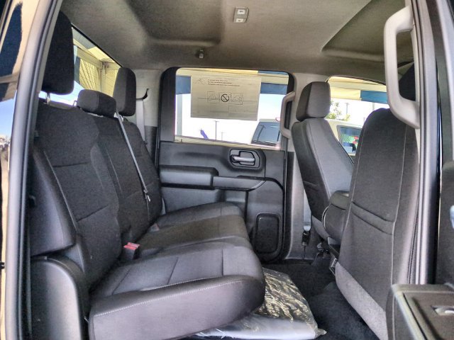 New 2026 Chevrolet Silverado 2500 Custom w/ Custom Value Package AWD/4WD image 29