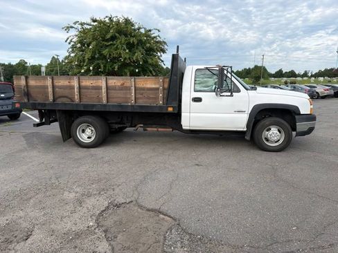 Used 2007 Chevrolet Silverado 3500 2WD Regular Cab image 3
