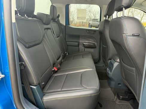 New 2025 Ford Maverick Lobo image 24