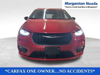 Used 2025 Chrysler Pacifica Limited video 2