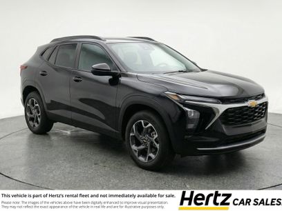 Used 2025 Chevrolet Trax LT