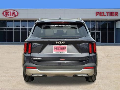 New 2026 Kia Sorento S w/ S Panoramic Sunroof Package image 4