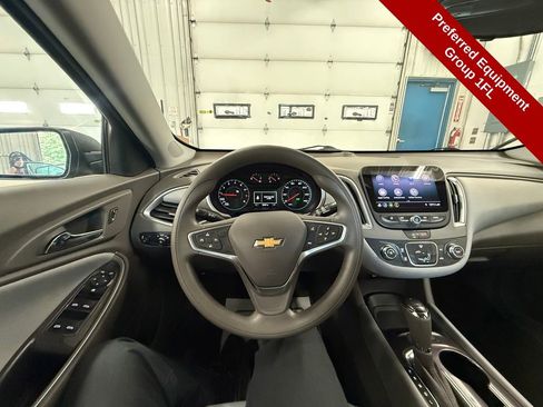 Used 2020 Chevrolet Malibu LS FWD image 15