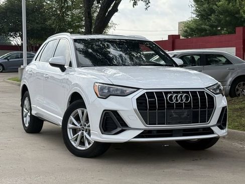Used 2021 Audi Q3 2.0T Premium w/ Convenience Package AWD/4WD image 1