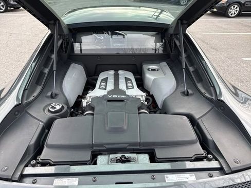 Used 2015 Audi R8 V8 image 9