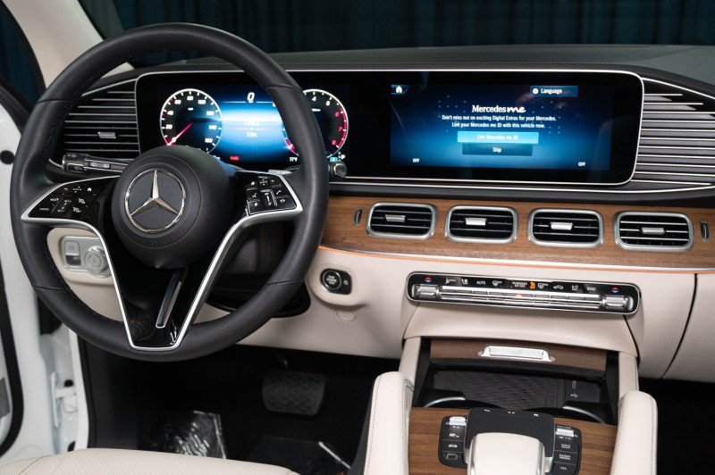 Certified 2026 Mercedes-Benz GLE 450 4MATIC image 19