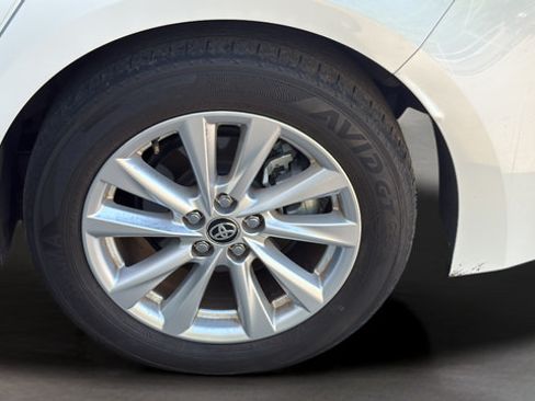 Used 2024 Toyota Corolla XLE FWD image 37