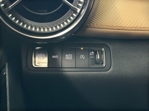 New 2026 Chevrolet Equinox ACTIV AWD/4WD image 20