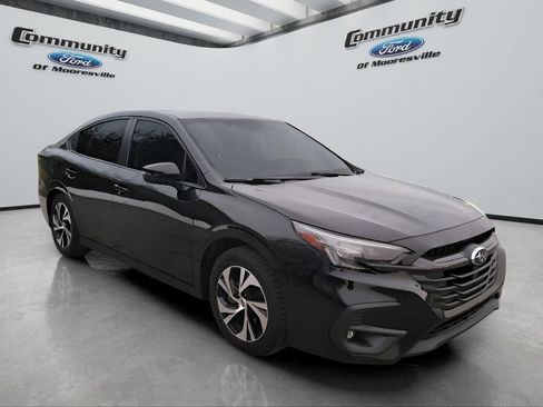 Used 2023 Subaru Legacy Premium image 3