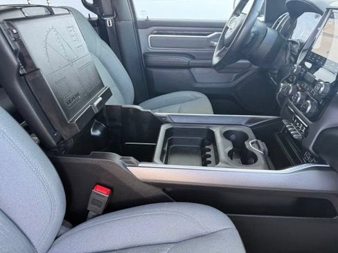 Used 2023 RAM 1500 Big Horn AWD/4WD image 25