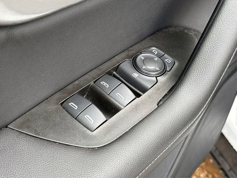 Used 2022 Chevrolet Blazer LT image 30