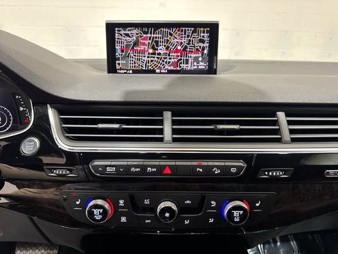 Used 2018 Audi Q7 3.0T Premium Plus w/ Premium Plus Package image 54