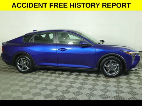 Used 2025 Kia K4 FWD image 2