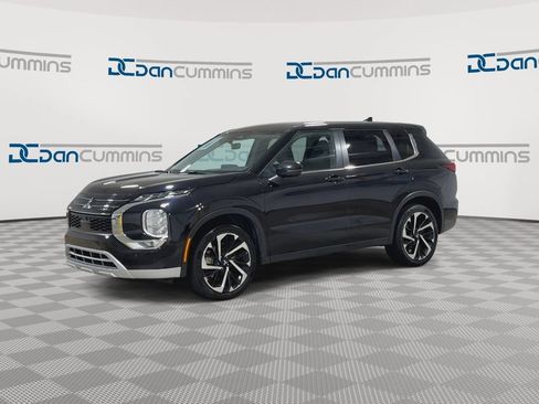 Used 2024 Mitsubishi Outlander SE FWD image 4