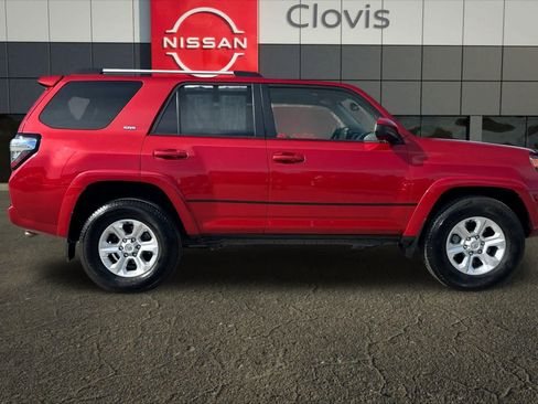 Used 2022 Toyota 4Runner SR5 RWD image 9