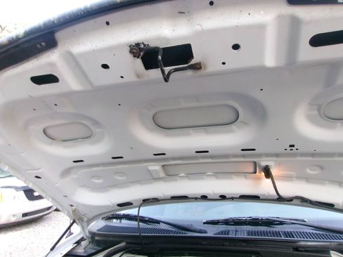 Used 2000 Ford F150 XLT AWD/4WD image 11