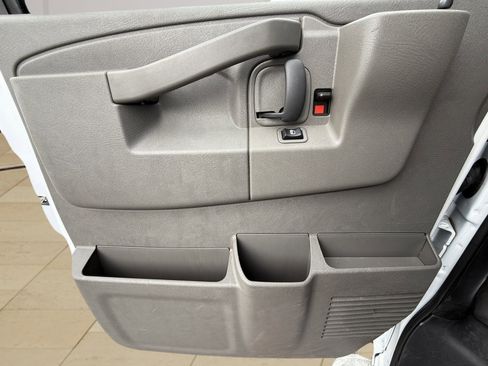 Certified 2024 Chevrolet Express 2500 w/ Driver Convenience Package image 24
