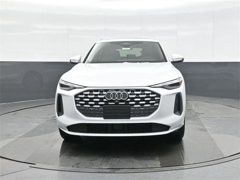 New 2025 Audi Q5 Premium image 2