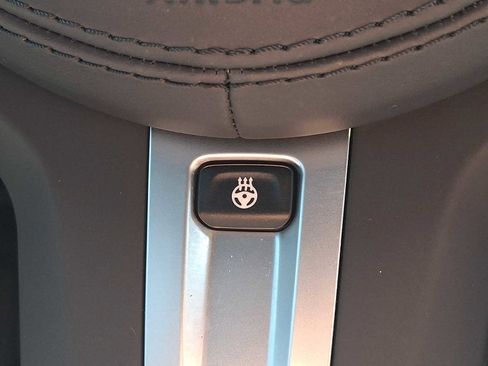 Used 2023 BMW M550i xDrive w/ Executive Package image 28