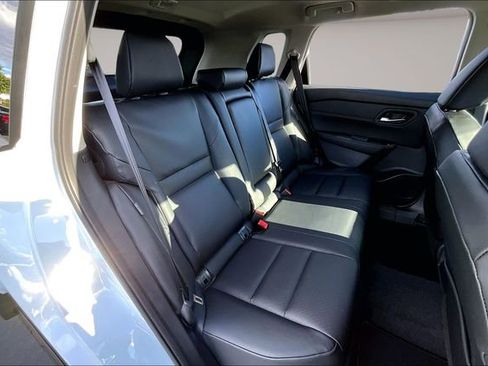 New 2026 Nissan Rogue SV image 10