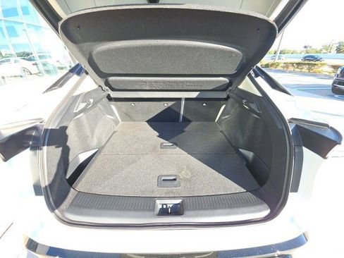 Used 2023 Nissan Ariya FWD image 27