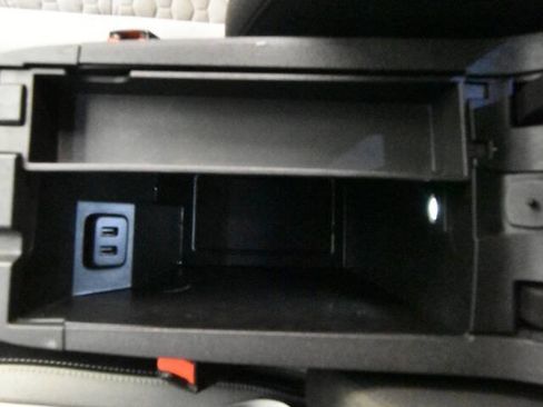 Used 2021 Chevrolet Equinox LT AWD/4WD image 29