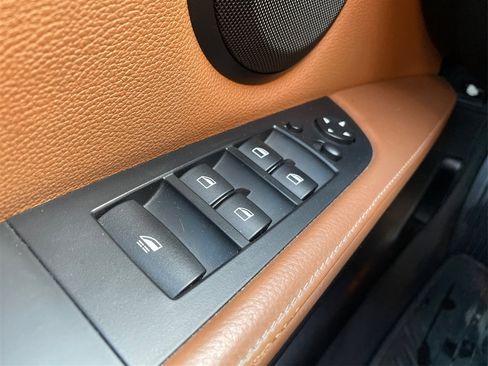 Used 2011 BMW 328i Convertible image 56