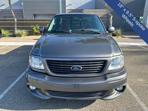 Used 2004 Ford F150 Lightning RWD image 11