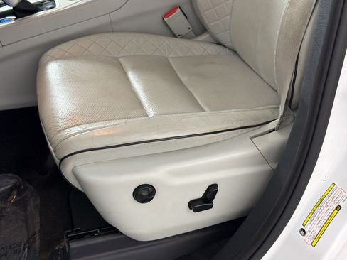 Used 2018 Jeep Grand Cherokee Summit AWD/4WD image 15