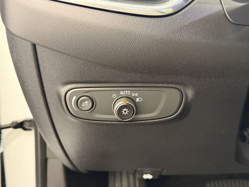 Used 2019 Chevrolet Equinox LT AWD/4WD image 15