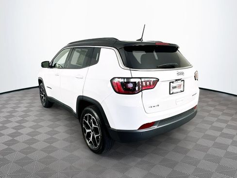Certified 2025 Jeep Compass Limited AWD/4WD image 7
