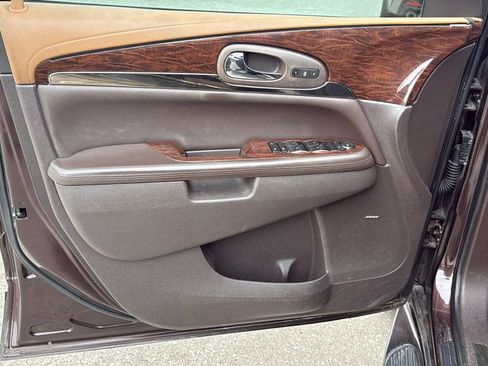 Used 2015 Buick Enclave Leather FWD image 5