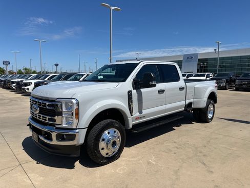 Used 2026 Ford F450 XLT w/ FX4 Off-Road Package AWD/4WD image 1