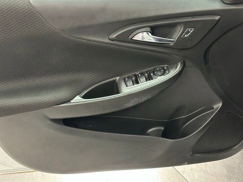Used 2023 Chevrolet Malibu LT FWD image 15