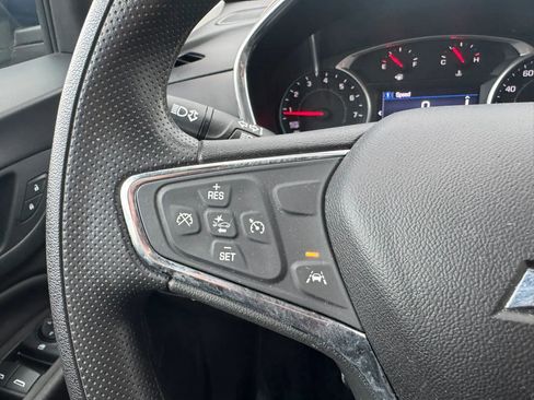 Used 2020 Chevrolet Equinox LT AWD/4WD image 23