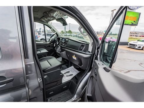New 2024 Ford Transit 250 Low Roof image 18