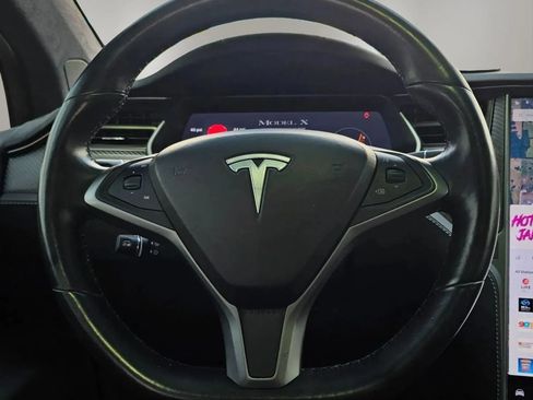 Used 2020 Tesla Model X Performance AWD/4WD image 26